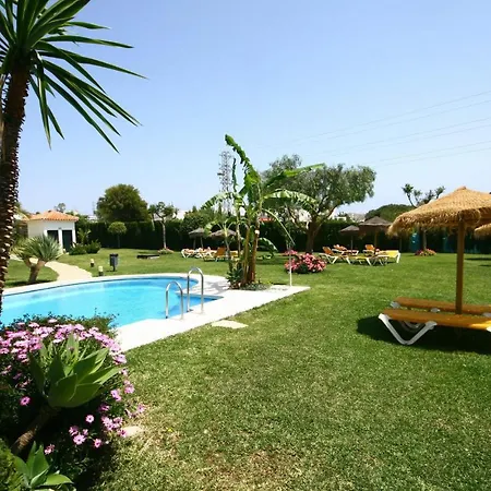 Apartment Cozy Apartment In Calahonda With Swimming Pool